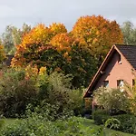 Haus 9 Ferienpark, Wlan, Kostenfreier Parkplatz, Grillen Auf Der Terrasse Schoene Familienzeit! Nieheim