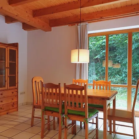 Haus 9 Ferienpark, Wlan, Kostenfreier Parkplatz, Grillen Auf Der Terrasse Schoene Familienzeit! Nieheim